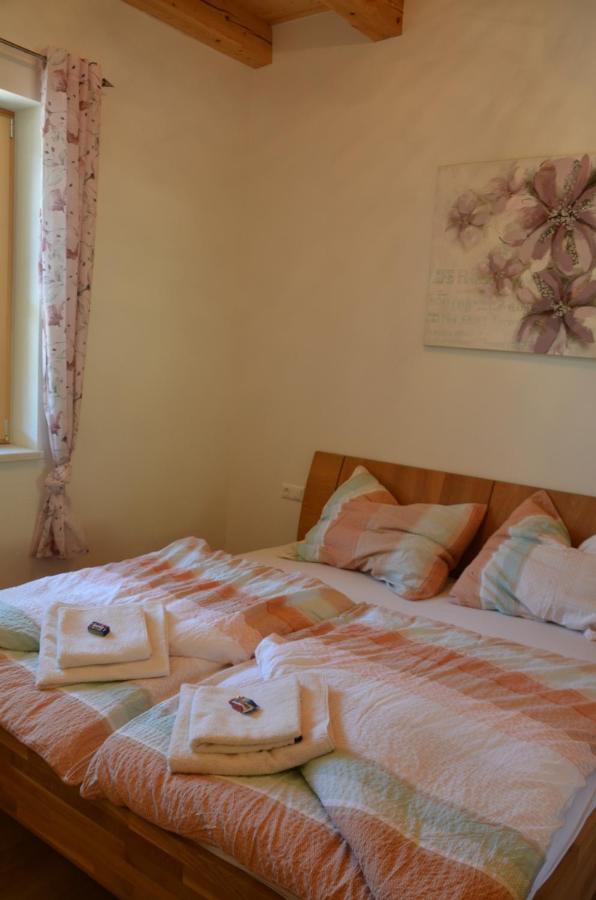 Ferienwohnung Waldkoehlerei Michelbach エクステリア 写真